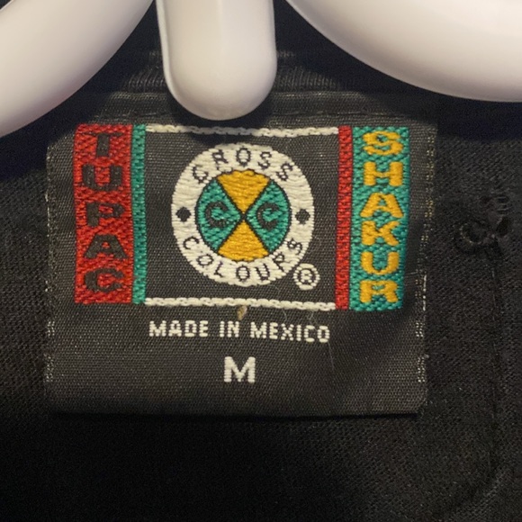 Men’s medium black Tupac Shakur graphic tee - Picture 2 of 3